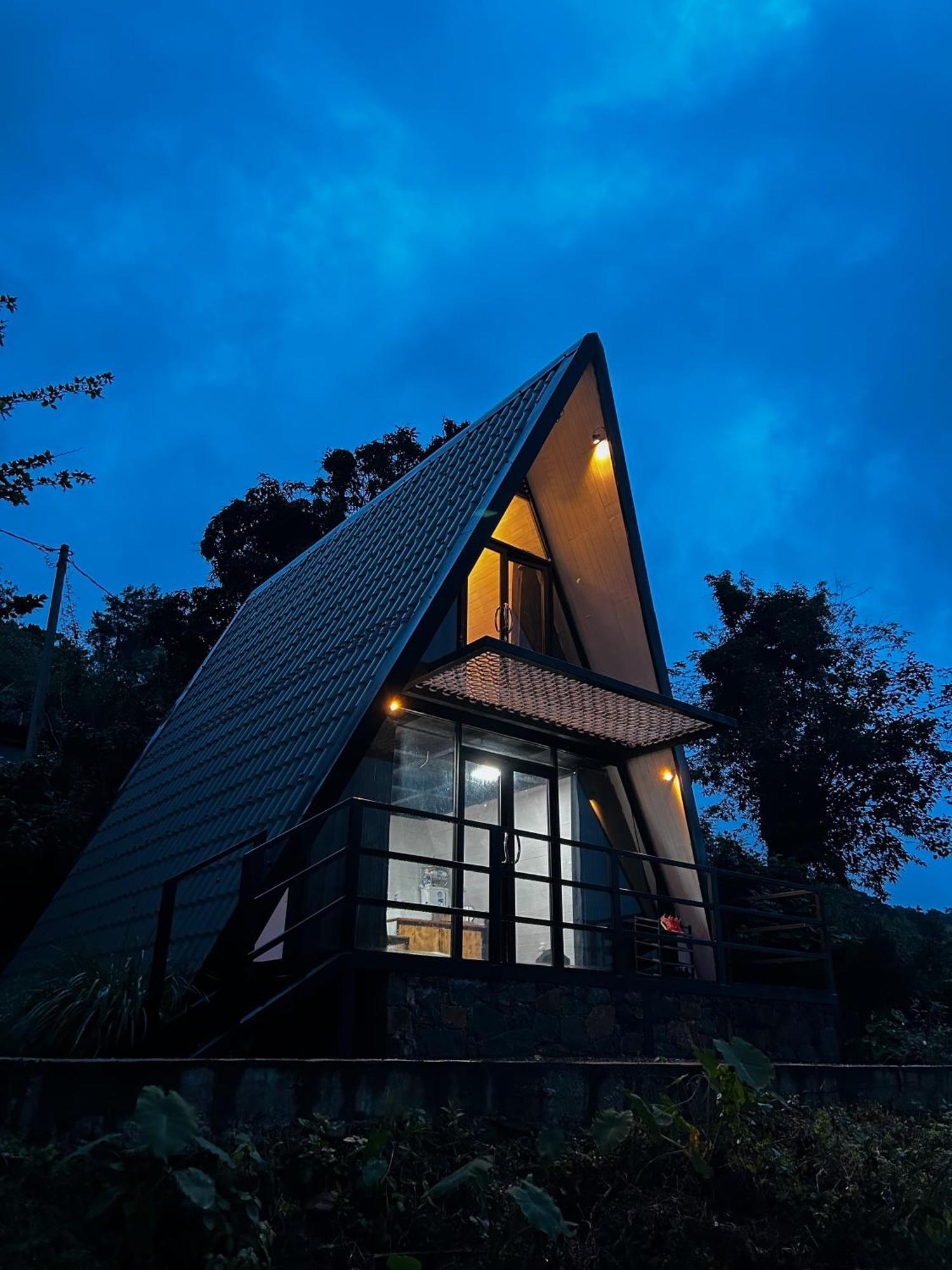 A Frame Riverston Matale Luaran gambar